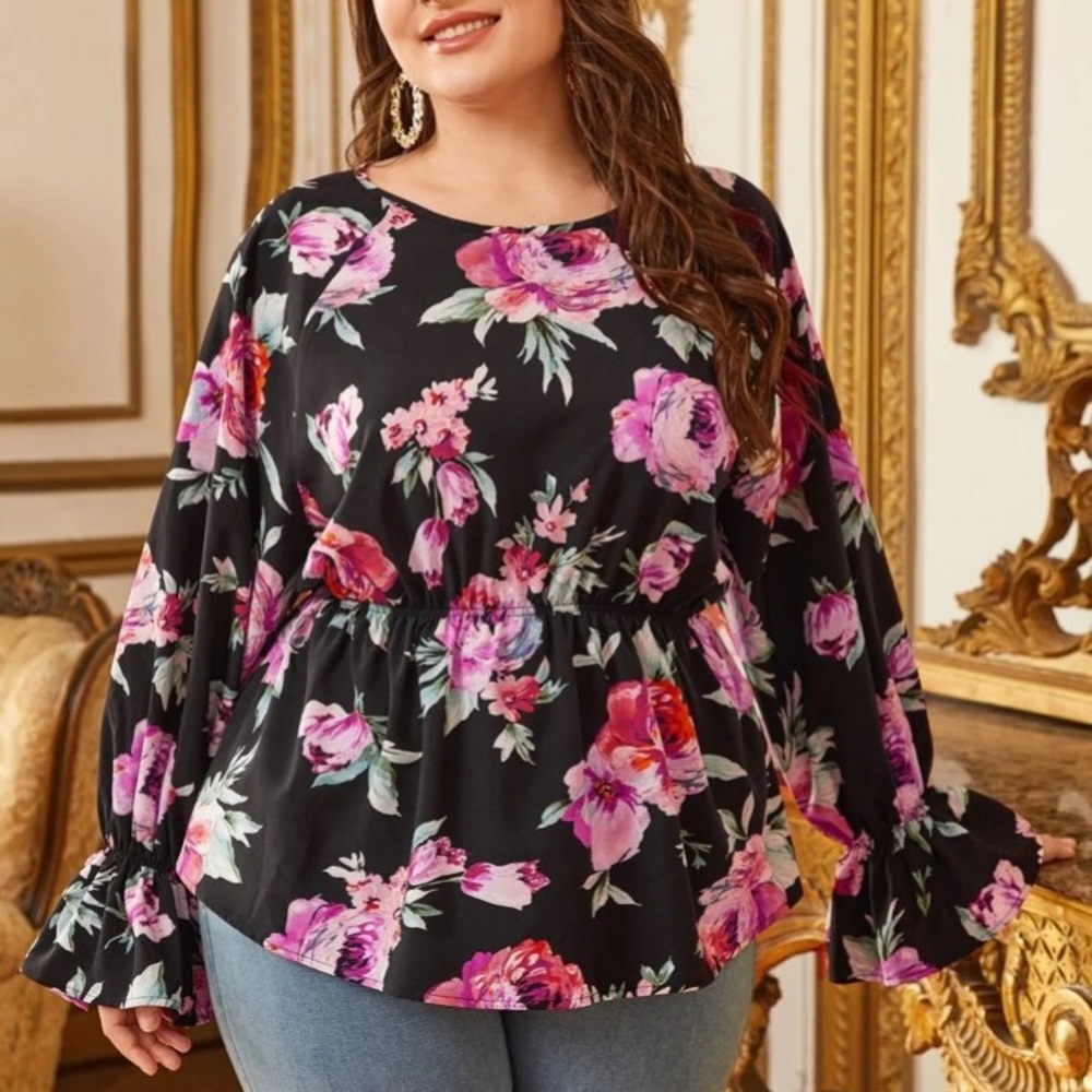 Plus Bell Sleeve Floral Print Top